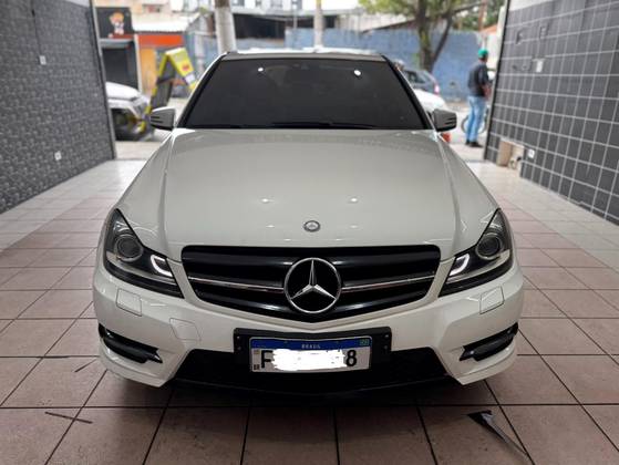 MERCEDES-BENZ C 180 1.6 CGI SPORT 16V TURBO GASOLINA 4P AUTOMÁTICO MERCEDES-BENZ C 180 1.6 CGI SPORT 16V TURBO GASOLINA 4P AUTOMÁTICO